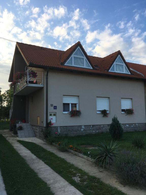Guest house Ruža - Appartement De Deux Chambres