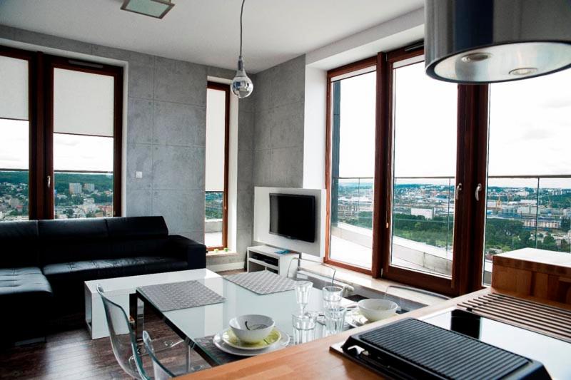 TV a/nebo společenská místnost v ubytování Sea Towers Gdynia