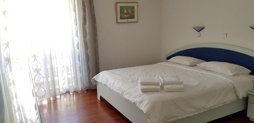 Posteľ alebo postele v izbe v ubytovaní Perfect BeachFront Apartment