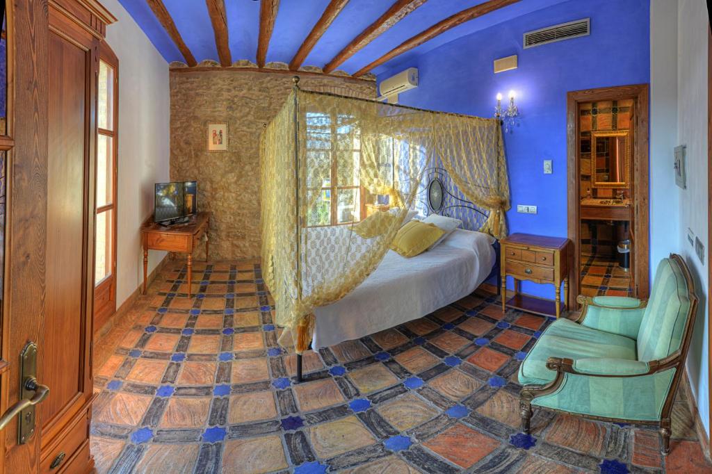 Hotel Boutique Bodegas De Arnes - Adults Only, Graus ...