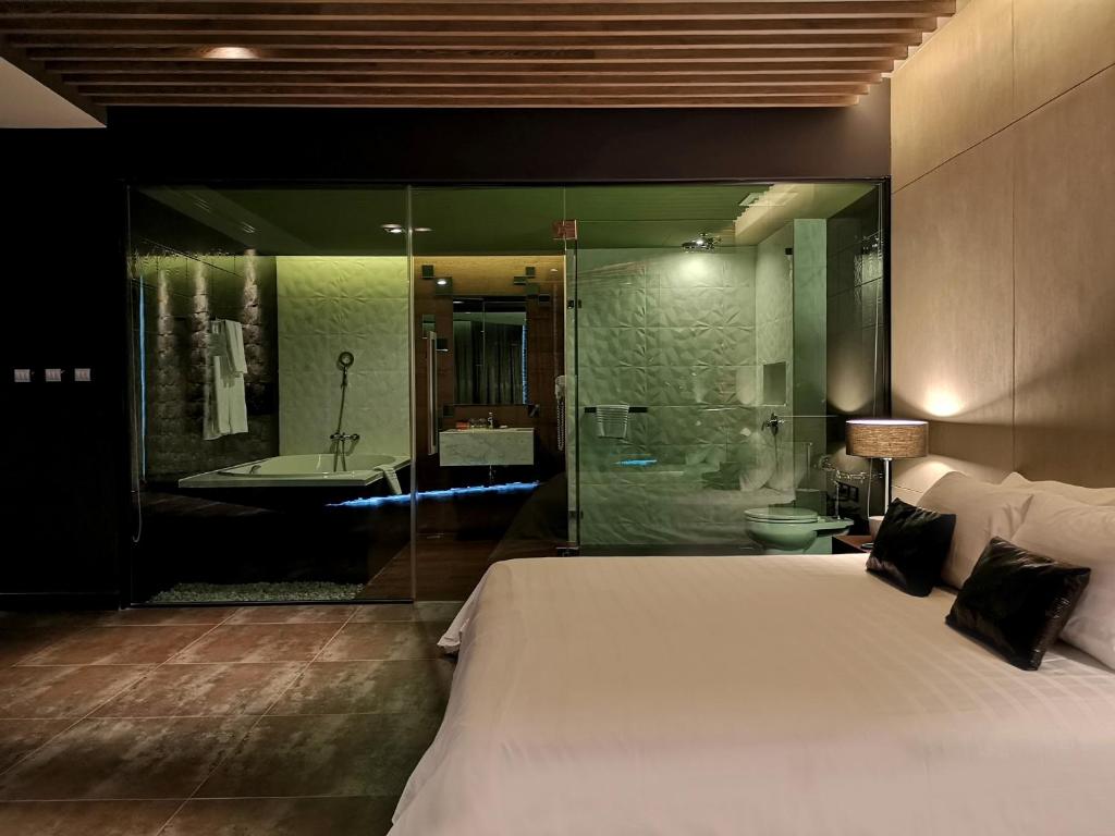 TSix5 Quarter - Resim 3