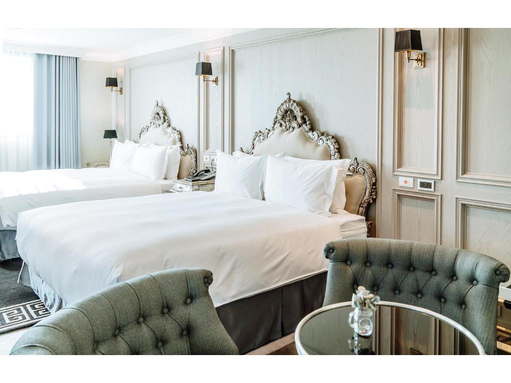 Hôtel de Ľeau - Habitación Cuádruple Clásica