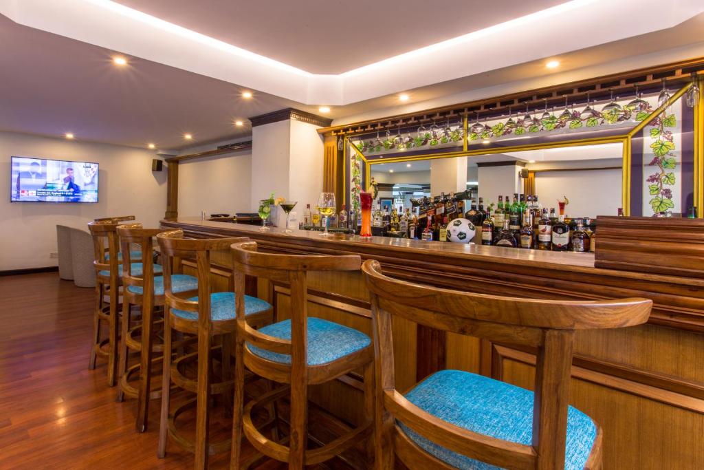 Lounge nebo bar v ubytování Hotel Le Himalaya