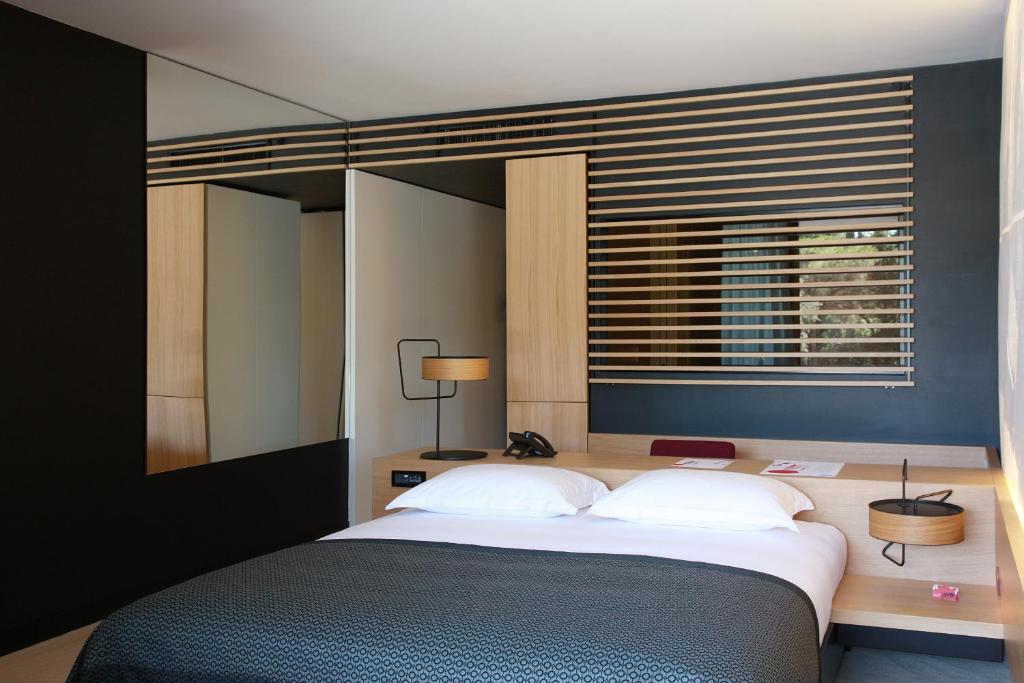 Lone Hotel by Maistra Collection - 13