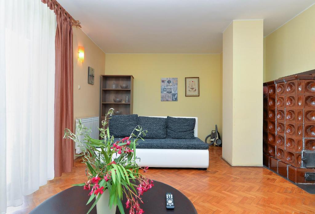 Część wypoczynkowa w obiekcie Apartments Gracijano 1724