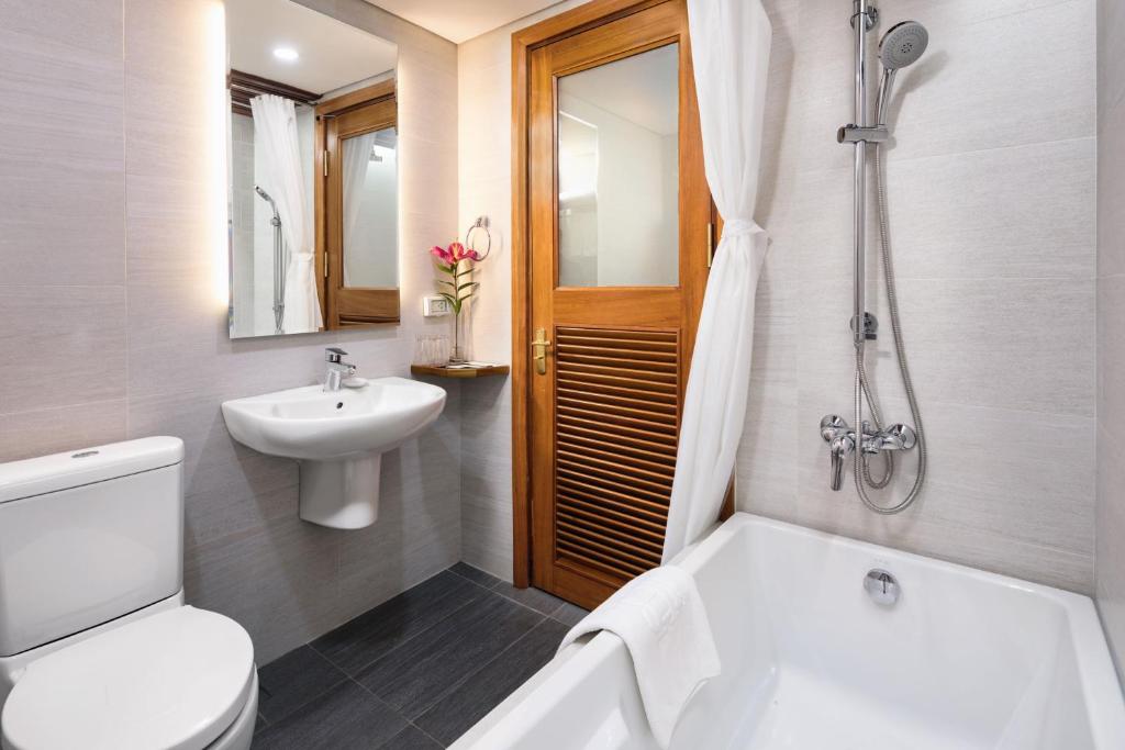 Phòng Superior Giường Đôi Cửa Sổ Trong