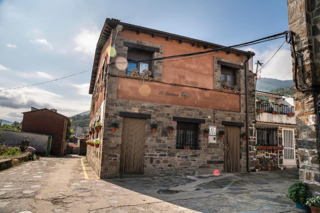 Edificio en el que se encuentra la casa o chalet