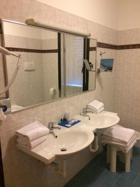 Koupelna v ubytování Hotel Parigi 2 & Spa