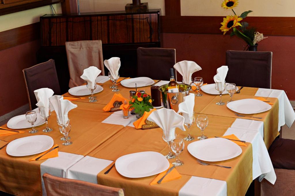 Restaurace v ubytování Family Art-Hotel Zora