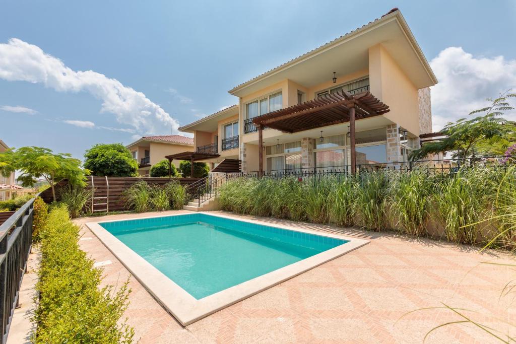 Coral Luxury Villas