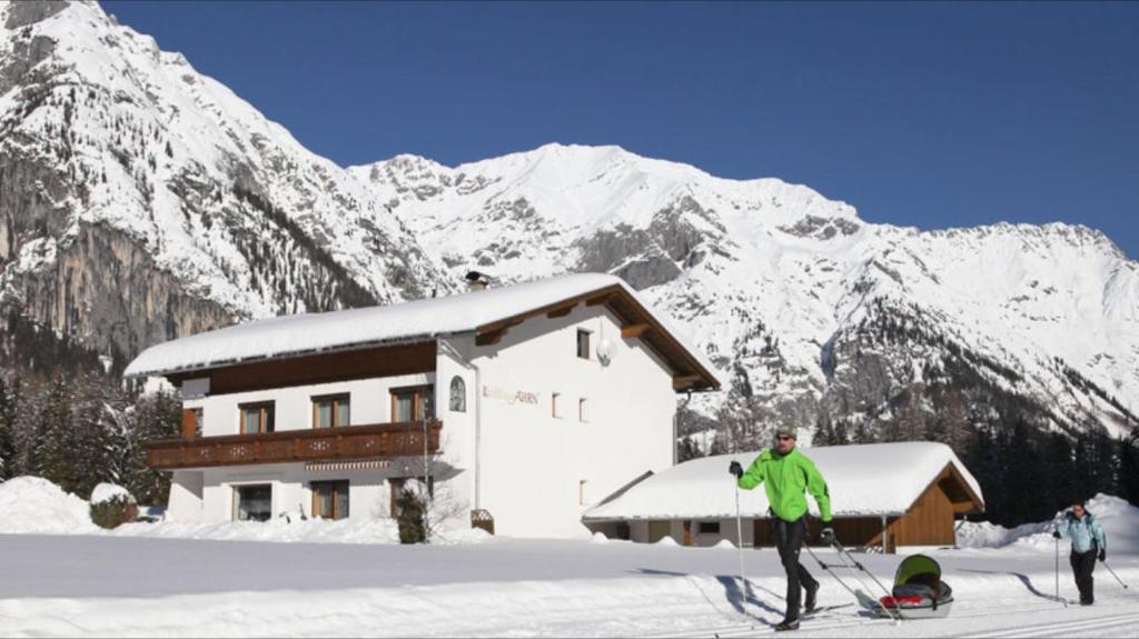 Landhaus Ahrn v zime