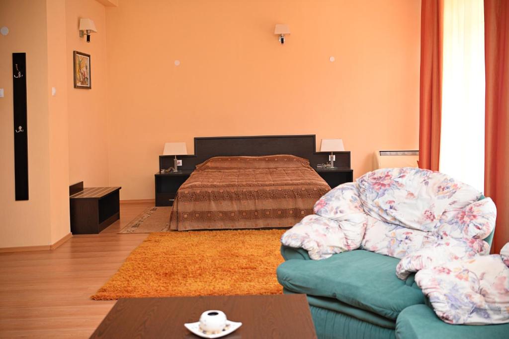 Posezení v ubytování Family Art-Hotel Zora