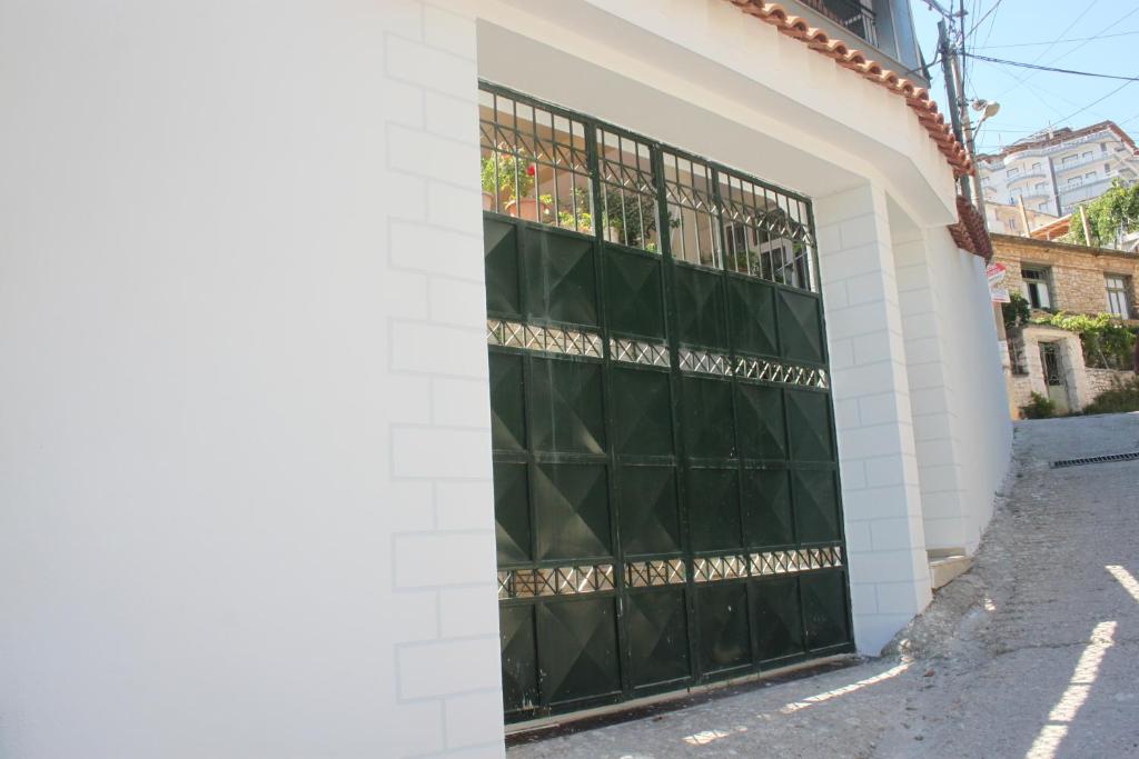 Fotografie z fotogalerie ubytování Vila Gjoni v destinaci Sarandë