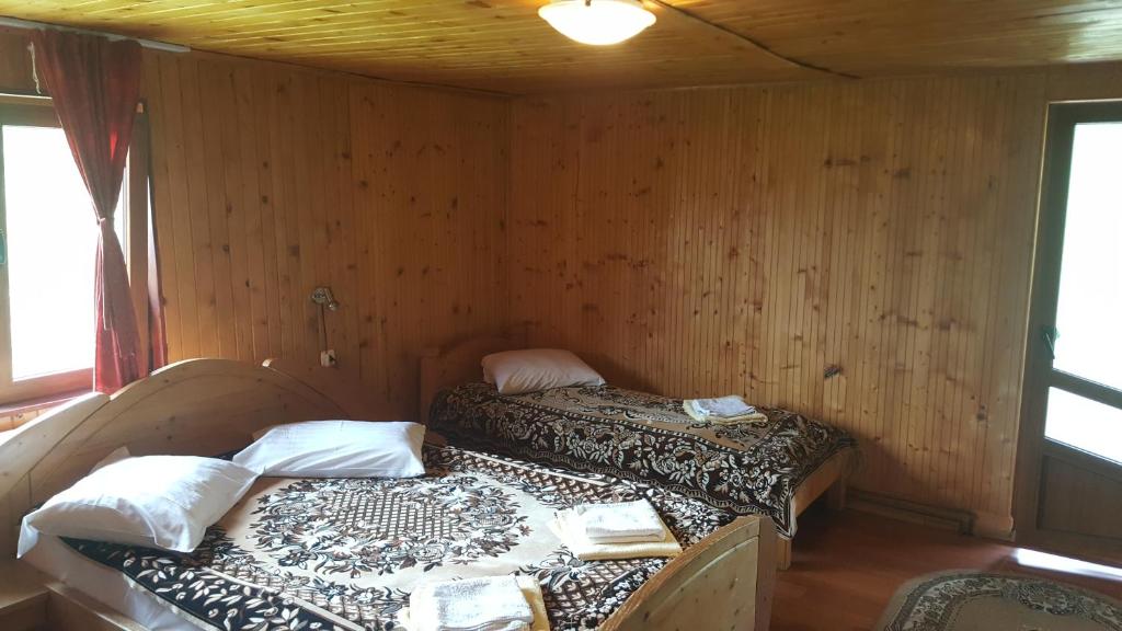 Pensiunea Dealul Frumos - Chambre Triple