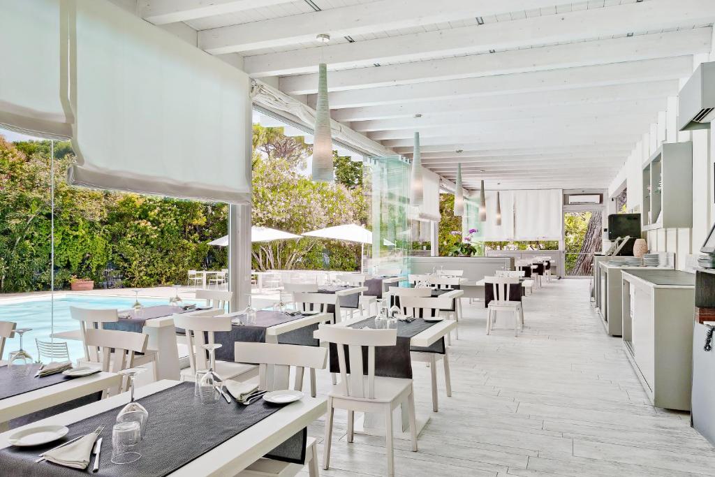 Italiana Hotels Florence - Resim 12