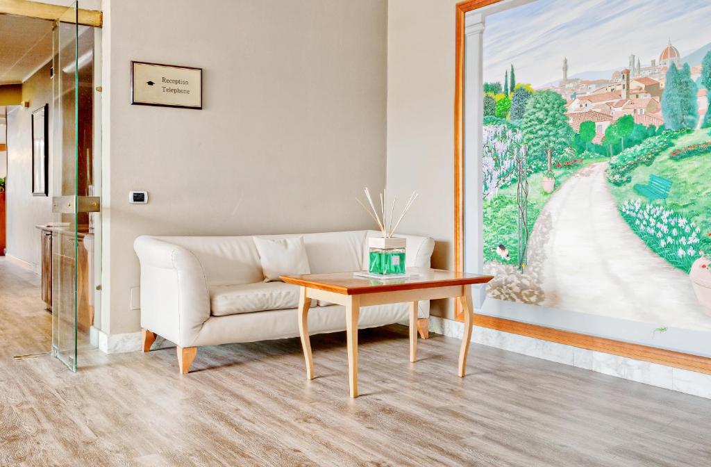 Italiana Hotels Florence - Resim 19