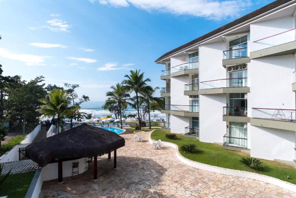  Apto de frente para o mar Praia das Toninhas