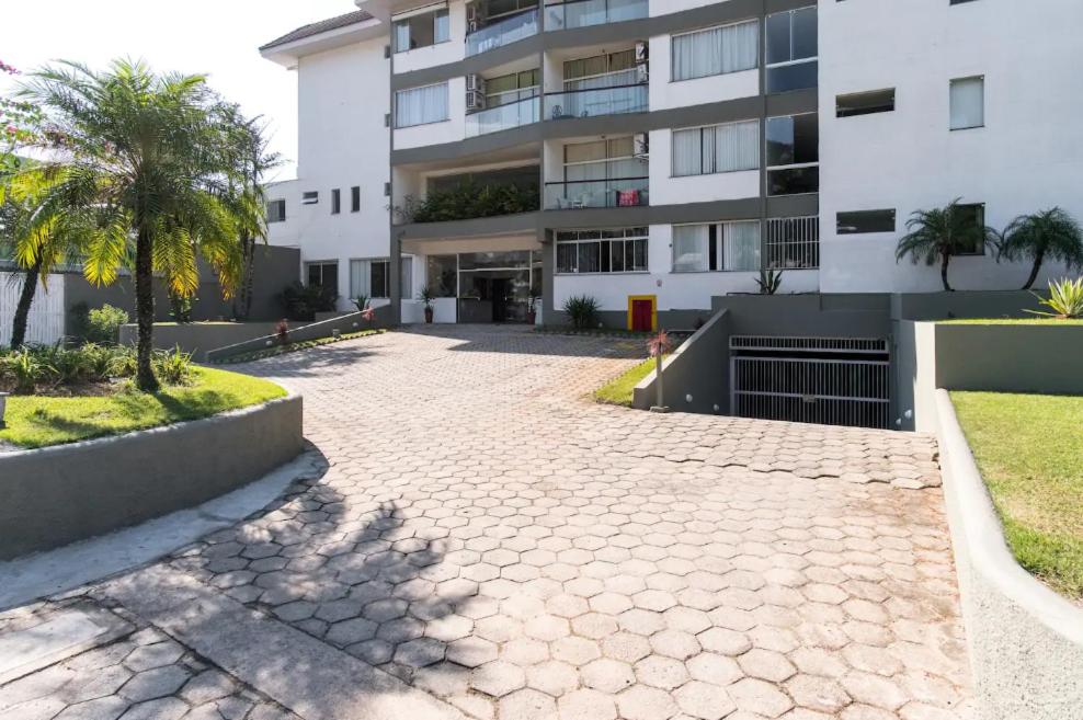  Apto de frente para o mar Praia das Toninhas