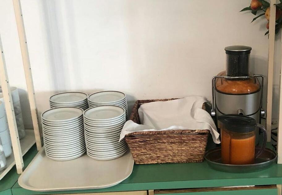 Příslušenství pro přípravu čaje a kávy v ubytování Hotel Annita Cervia