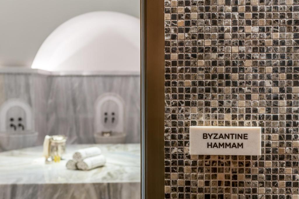 Koupelna v ubytování Euphoria Retreat - A Holistic Wellbeing Destination Spa