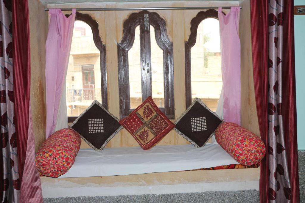 Cama o camas de una habitación en Ratan Hostel