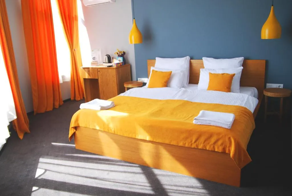 Beehive Hotel, Odesa, Ucraina
