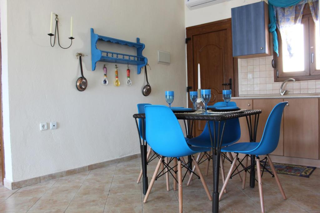 Fotografie z fotogalerie ubytování Siviri Apartment in Blu v destinaci Siviri