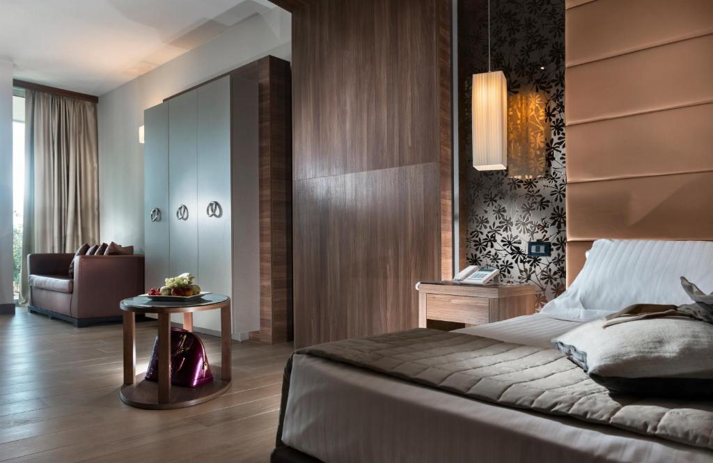 Waldorf Suite Hotel - Resim 10