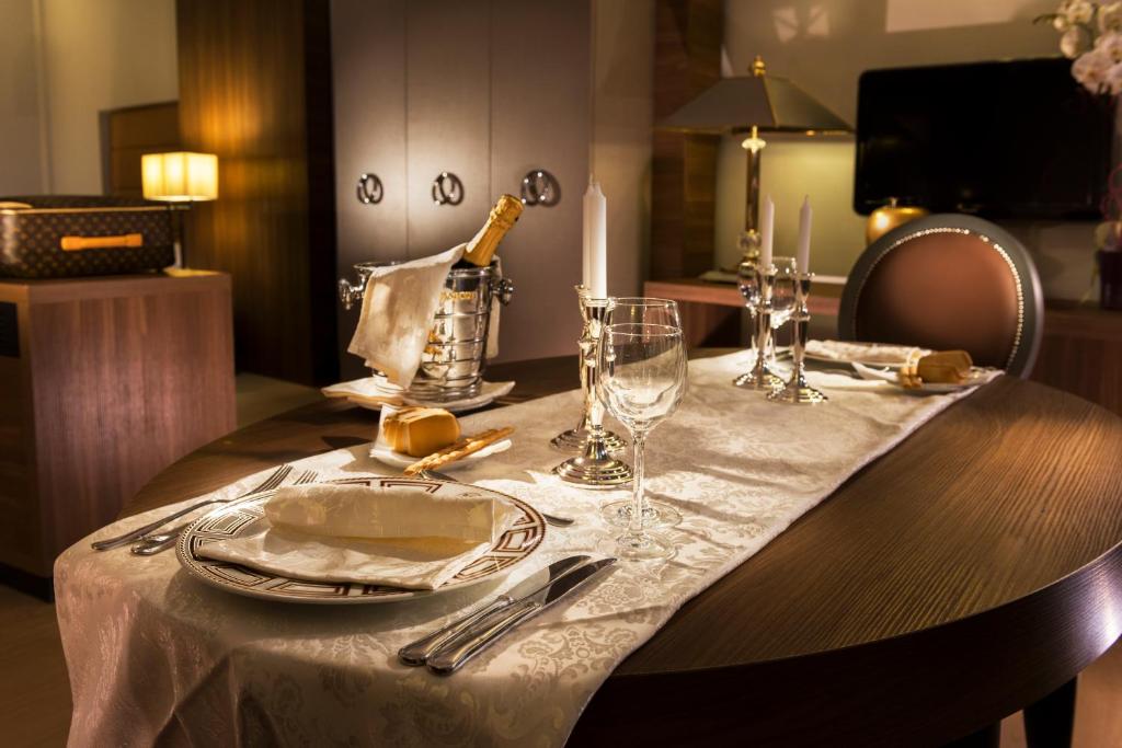 Waldorf Suite Hotel - Resim 22