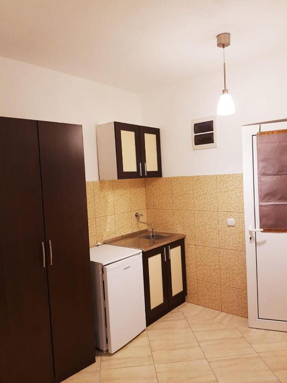 Tufio Apartmani Ulcinj - Wohnung Mit Terrasse