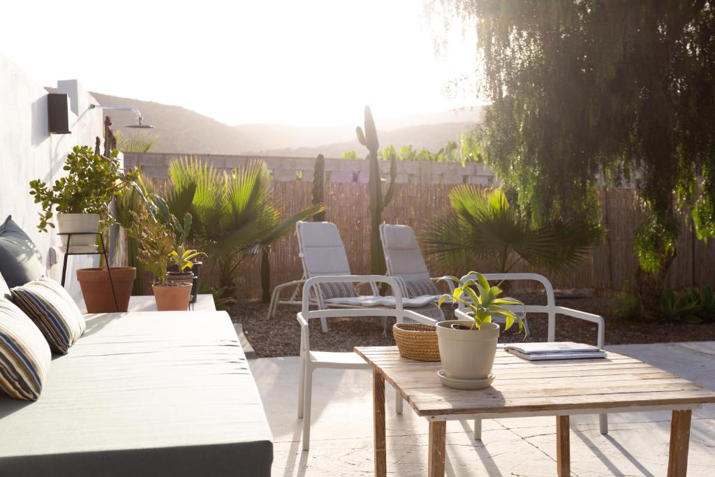 A seating area at Casa María - Caserío de Guaza