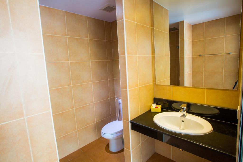 Kanokan Hotel - Deluxe Double Or Twin Room