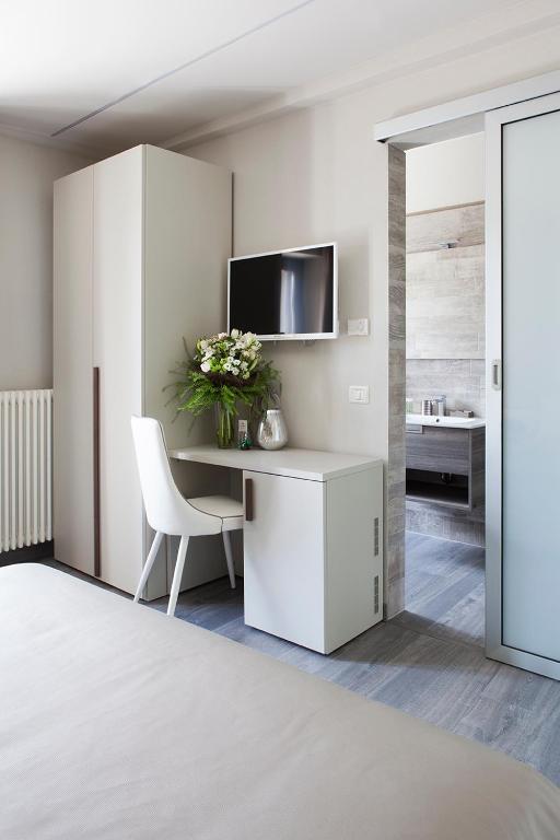 A television and/or entertainment centre at Locanda San Giorgio