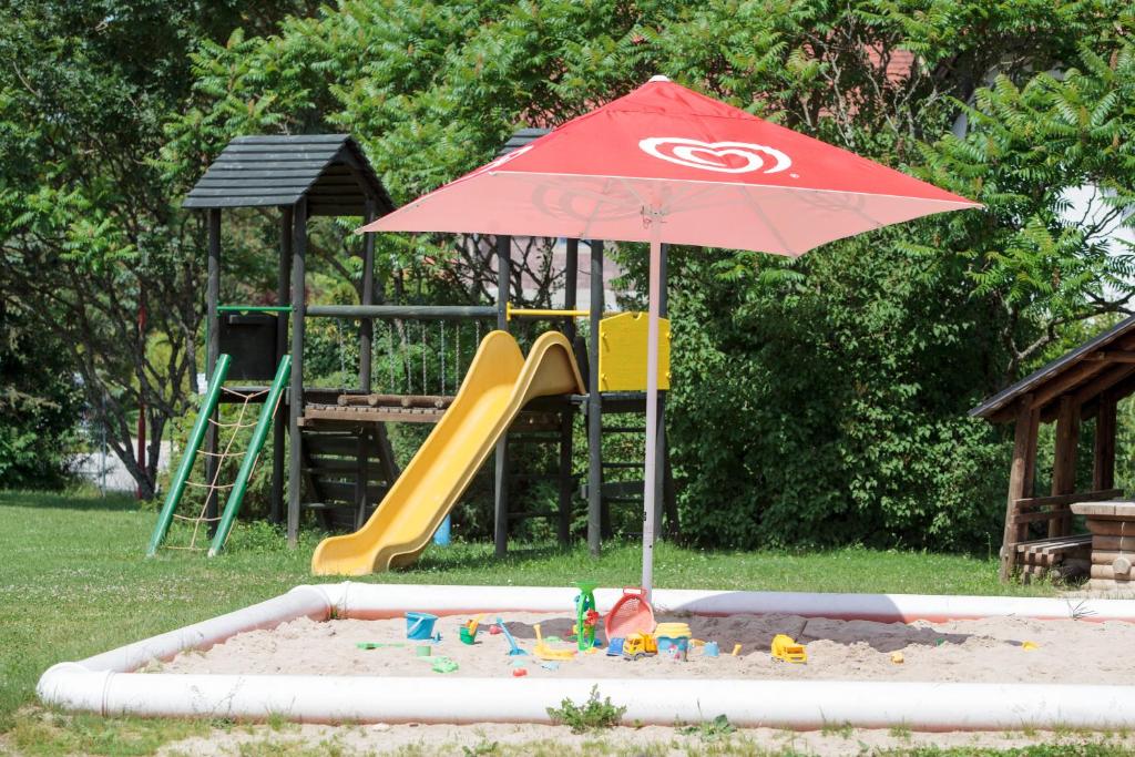 Herní místnost nebo prostor pro děti v ubytování Pension Pirkdorfer See
