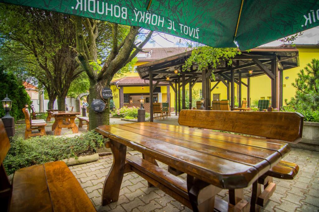 Restauracja lub miejsce do jedzenia w obiekcie Penzion Anareta
