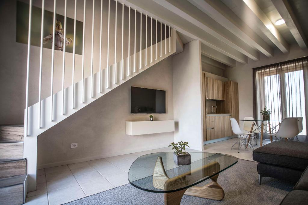 Posedenie v ubytovaní Relais Madergnago