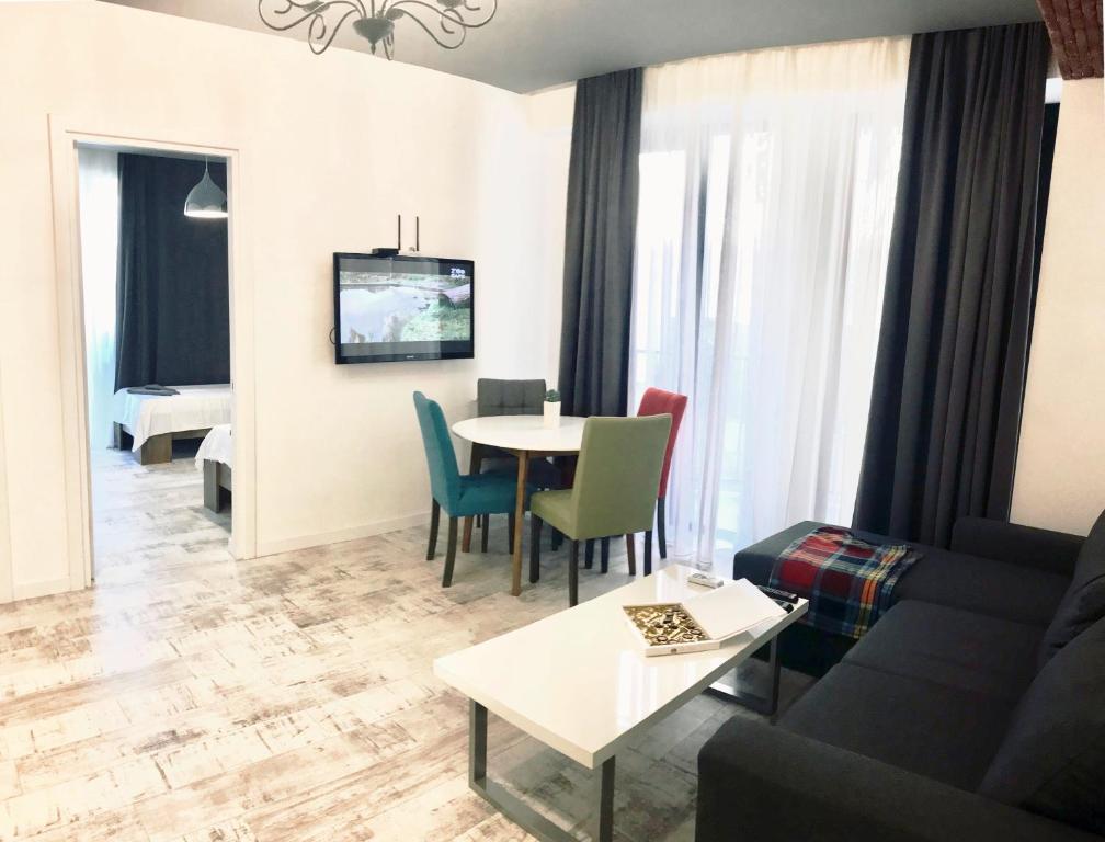 City Center Loft by Happy Place - отзывы и видео