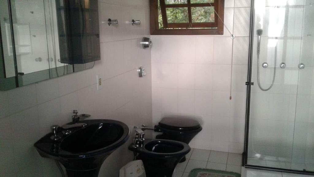 Casa Frente Mar-Bombinhas-Tainha-4/4-12 Hosp-WI-FI