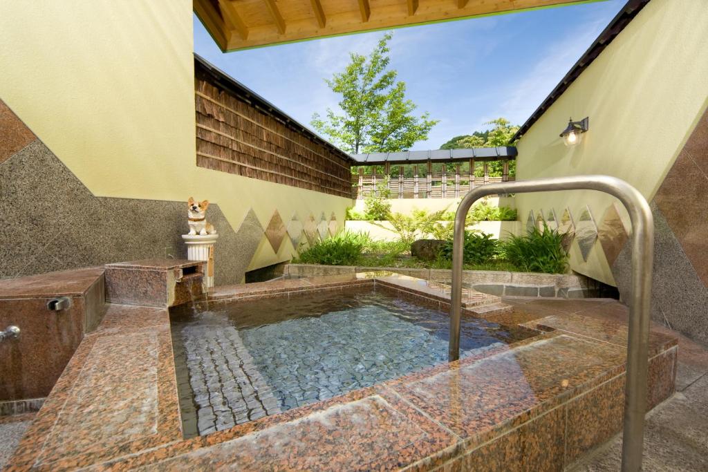 Bazén v ubytování Hotel Sunbird nebo v jeho okolí