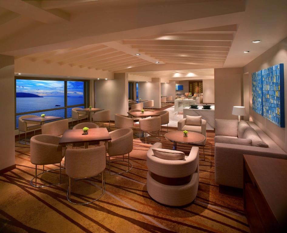 Televisyen dan/atau pusat hiburan di Hyatt Regency Kinabalu