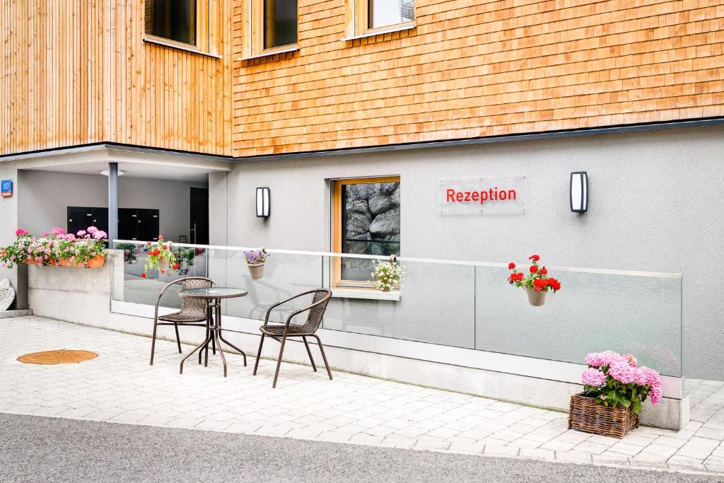 Budova, kde se aparthotel nachází