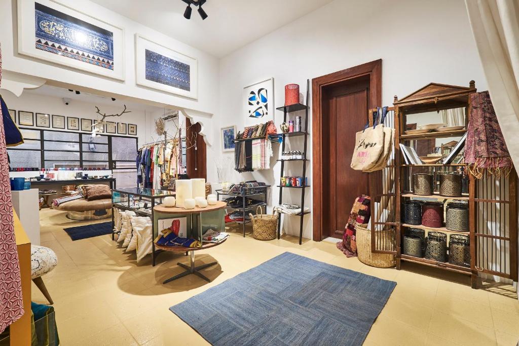 Die Bibliothek in der Pension
