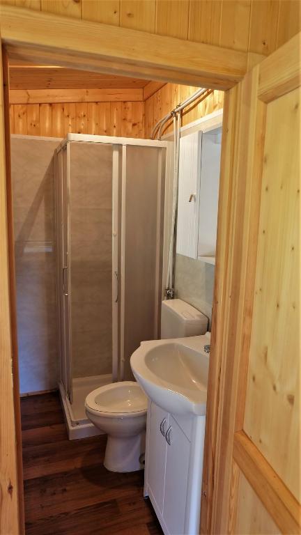 Koupelna v ubytování Camping Yoghi e Bubu