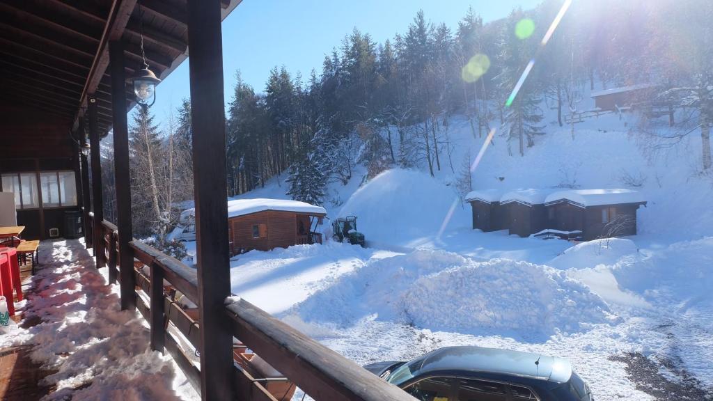 Camping Yoghi e Bubu talvel