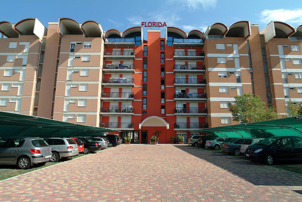 Budova, kde se aparthotel nachází