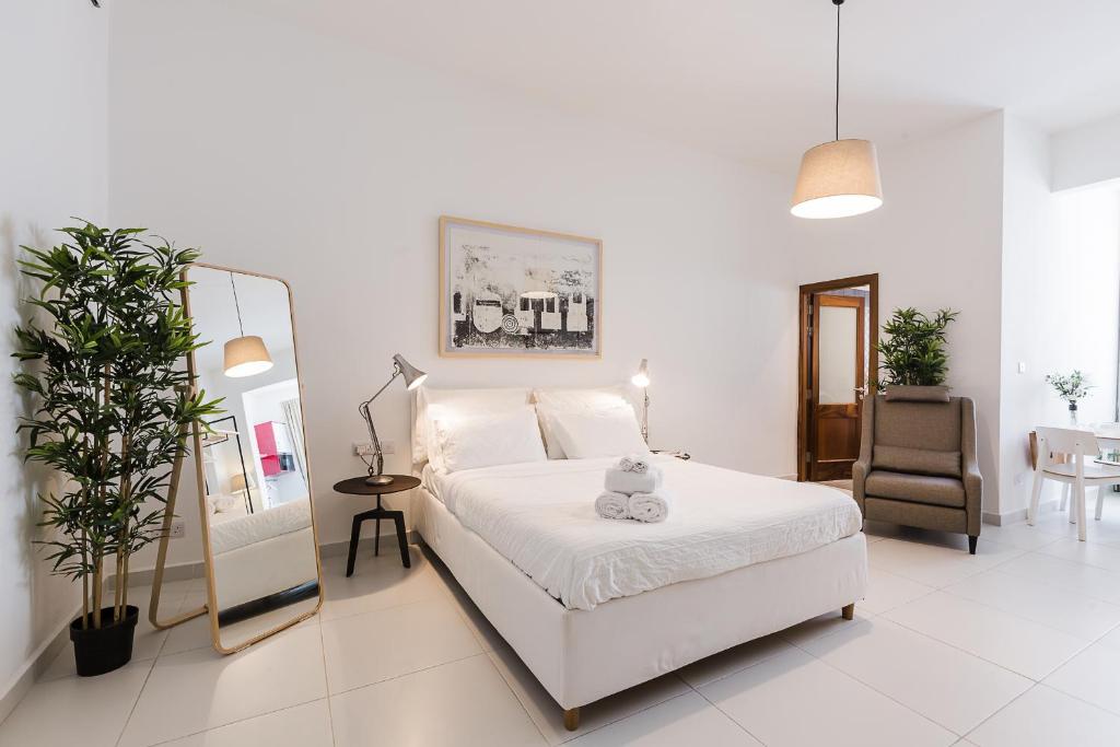 Two Pillows Boutique Hostel - Deluxe Suite With Spa Access