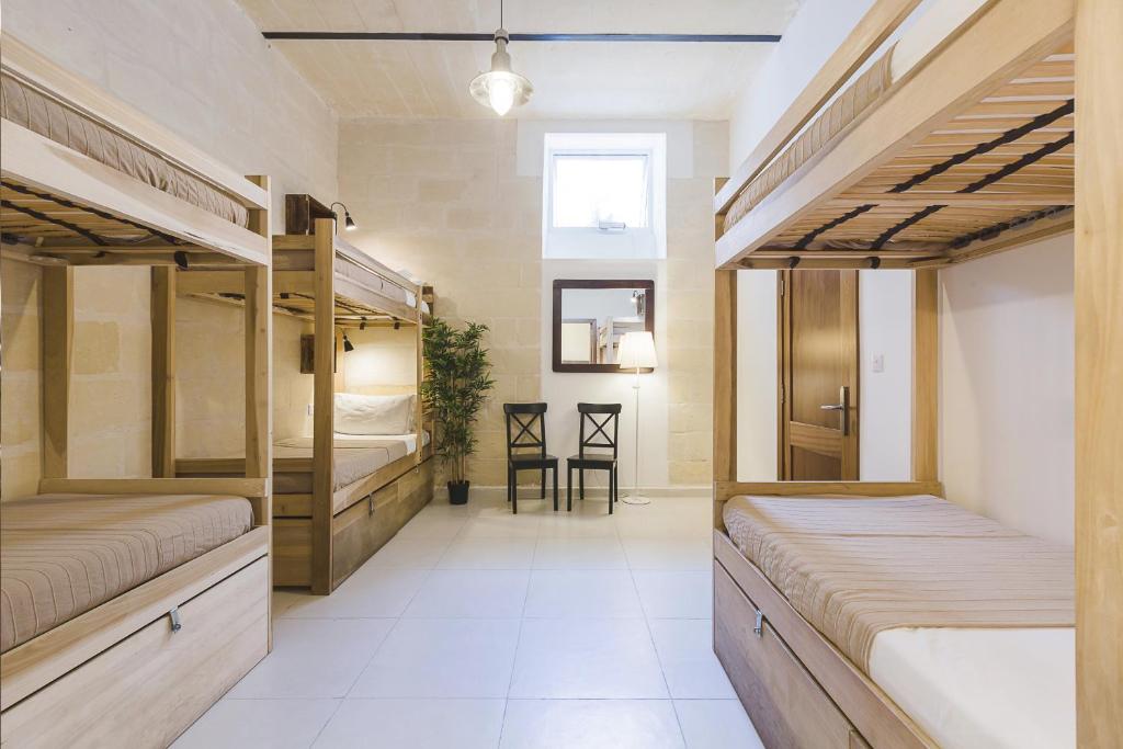 Two Pillows Boutique Hostel - Bed In 6-Bed Female Dormitory Room With Spa Access
