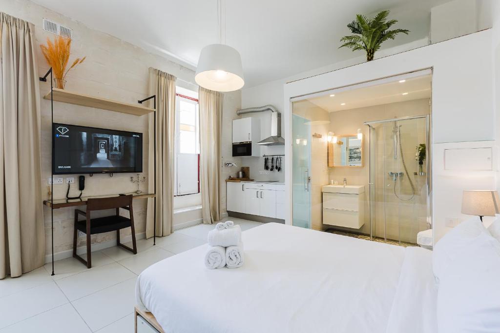 Two Pillows Boutique Hostel - Deluxe Studio With Spa Access