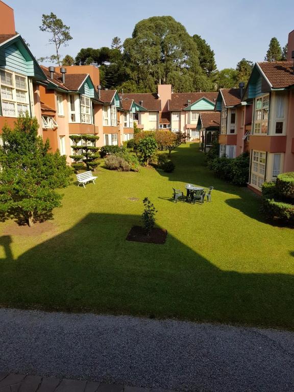 Loft Aconchegante Dois Quartos Em Gramado  Loft Aconchegante Dois Quartos Em Gramado