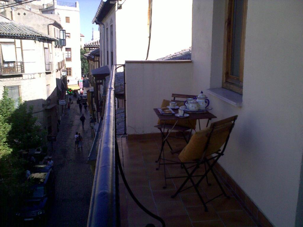 Balkón nebo terasa v ubytování Hostal Santo Tomé